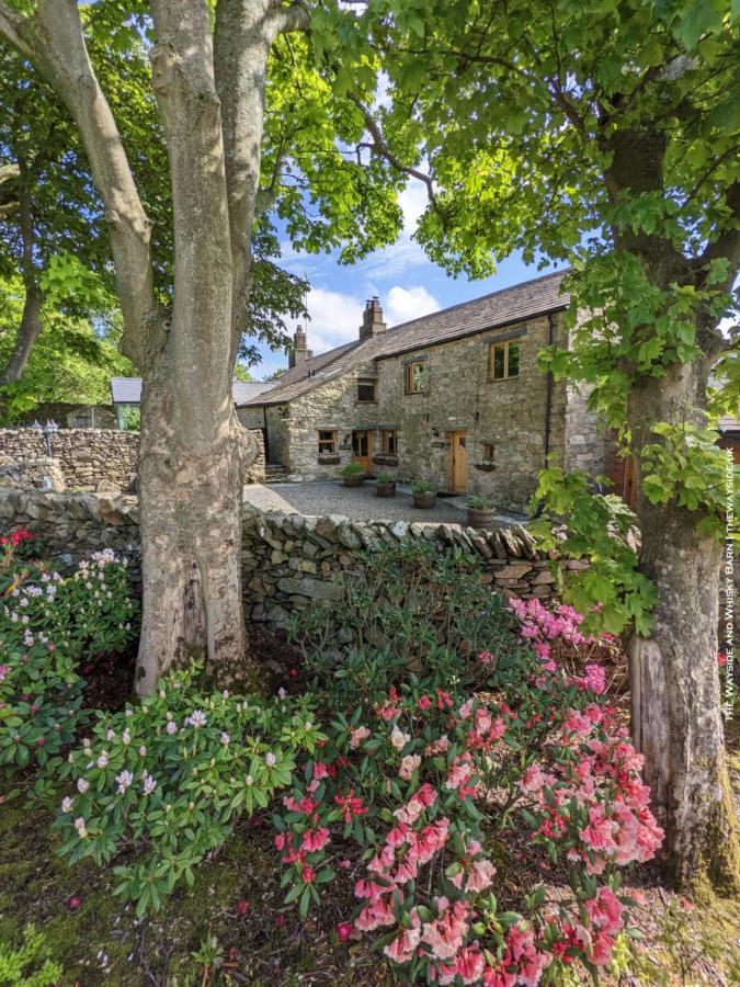 The Wayside And Whisky Barn Hotel Whitbeck Bagian luar foto