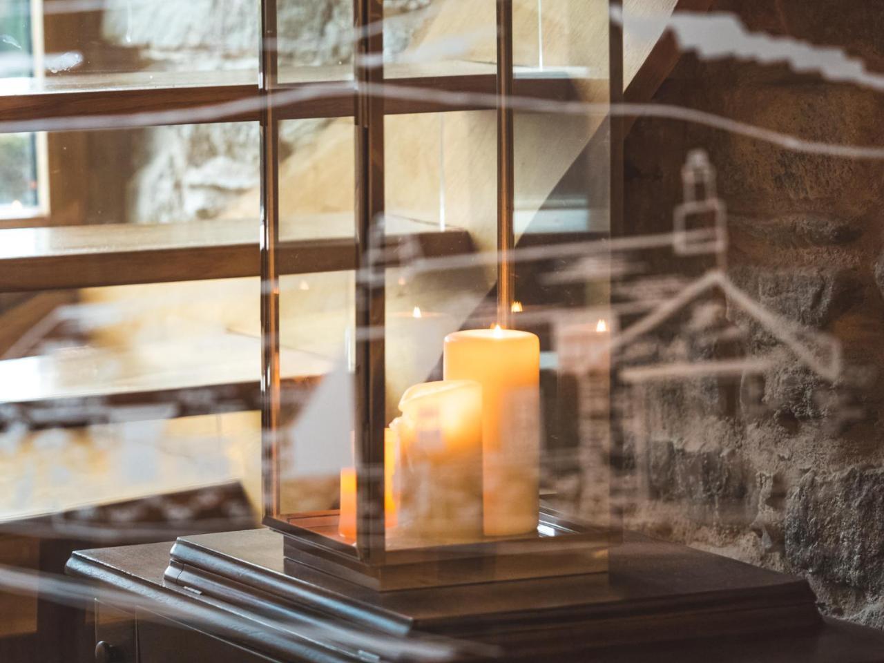 The Wayside And Whisky Barn Hotel Whitbeck Bagian luar foto